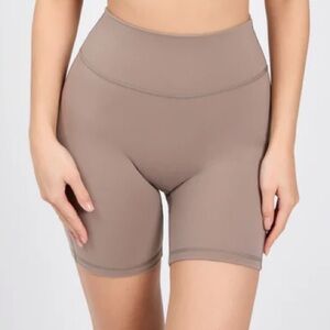Buffbunny Legacy 6” Shorts - Chai Latte